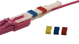 Netzwerktechniker können an den Push-Pull-Tabs unterschiedliche Dienste mit Farben kennzeichnen. (TDE)