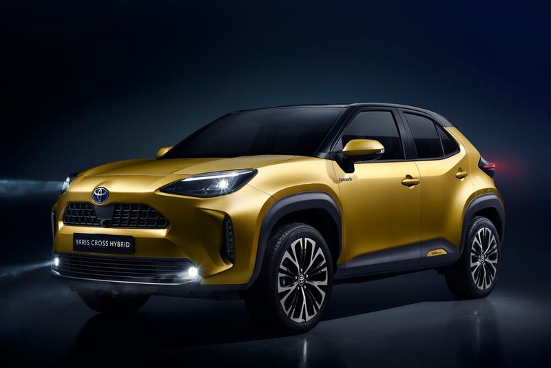 Der Yaris Cross kommt ebenfalls als Hybridmodell. (Bild: Toyota)