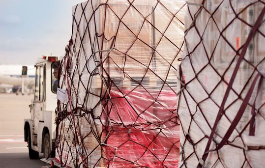 Mit Smart Pick-up wird die papierlose Abwicklung am Frankfurter Flughafen Realität.(Bild:  Fraport AG)