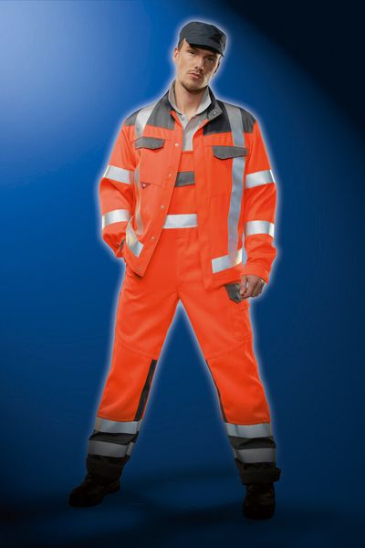 Der multifunktionale Schutzanzug Hi-Vis Protect. (Bild: Bierbaum-Proenen)