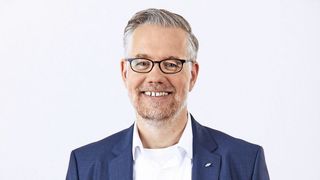 Nils Schmidt, Vorstand des Verbands für Fach- und Führungskräfte (DFK): „In der Ausbildung spielt Führung in den wenigsten Fällen eine Rolle. Wenn der Karrieresprung kommt, erwischt es die meisten kalt.“ (Bild: Dirk Schumacher Photographer BFF Solingen)