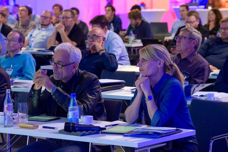So erfuhren die Teilnehmer, wie die Risikobeurteilung für den Schaltschrank umgesetzt werden kann und wie sie überprüfen können, ob diese Vorgaben auch eingehalten werden. (J. Untch / Vogel Communications Group GmbH & Co. KG)