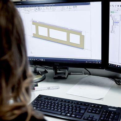 Der Weg von der Konstruktion in die Produktion wird durch automatisierte Teilebestellung deutlich beschleunigt. (Bild: Laserhub)