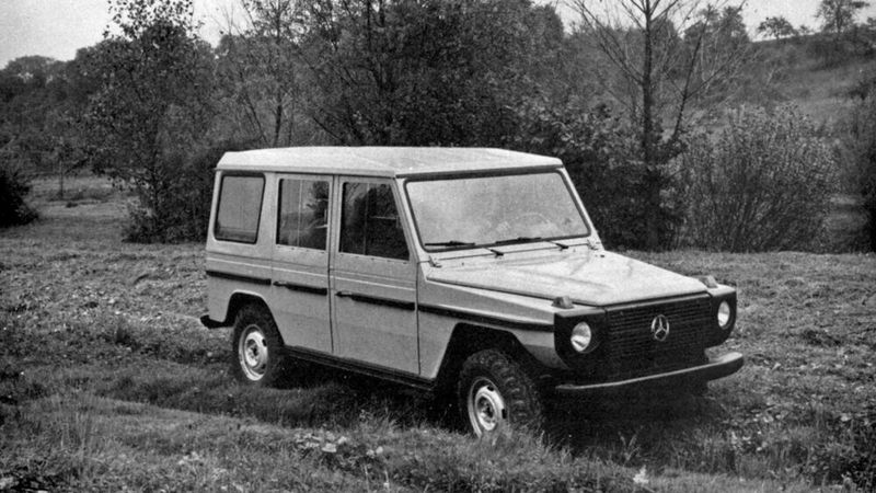 Die zwischen Steyr-Daimler-Puch vereinbarte gemeinsame Entwicklung eines Geländewagens erfolgte auf Wunsch des iranischen Herrschers Mohammad Reza Pahlavi, der im Besitz von bis zu 18 Prozent der Daimler-Benz-Aktien war. Der Wagen war im Iran für Grenzpatrouillen sowie als Jagdwagen vorgesehen.  (Bild: Mercedes-Benz)