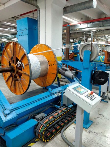 Die Umbaumaßnahmen umfassen auch den Antrieb des Korbverseilmaschine. (Euchner GmbH + Co. KG)