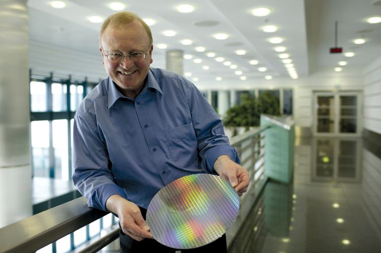 Dr. Hans Deppe, Corporate Vice President und Geschäftsführer von AMD in Dresden  (Bild: Sven Döring/AMD)