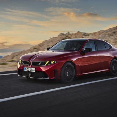 Auch der konventionelle 3er trägt den Neue-Klasse-Look. (Bild: BMW)