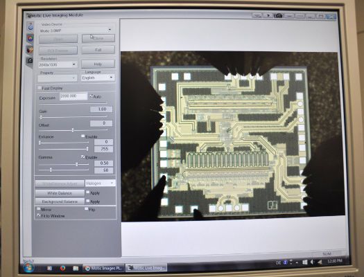 Designprozess für den analog-digitalen Basisbandempfänger, der künftig 100G in Mobilgeräten ermöglichen soll. (Bild: Bild: Heinz Nixdorf Institut, Universität Paderborn)