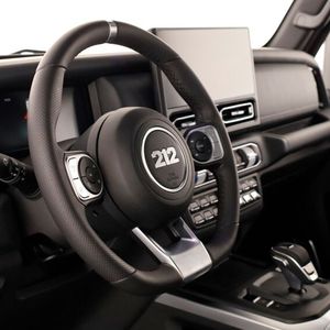 Das Cockpit des BAW 212 ist modern und wohnlich eingerichtet.(Bild:  Indimo)