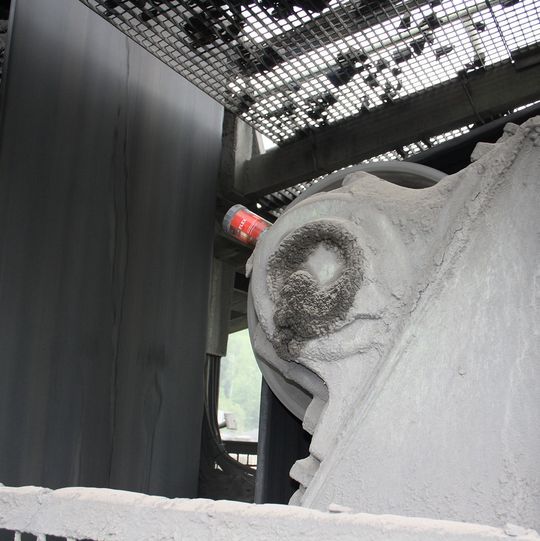 Das Schmiersystem im Einsatz an einem Förderband(Bild:  Perma-tec)