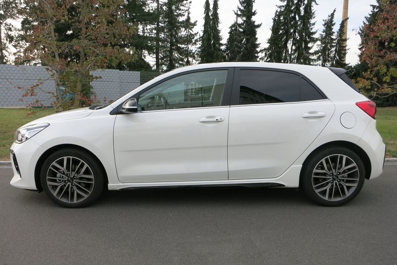 Der 4,07 Meter kurze Kia Rio wird grundsätzlich nur als Fünftürer angeboten. (Bild: Schreiner/»kfz-betrieb«)