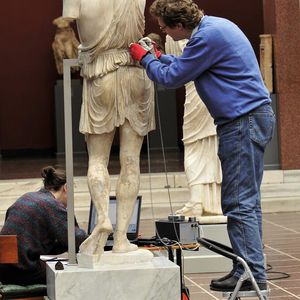 Abb. 2: Farbmessungen an einer Artemis-Statue in der Ny Carlsberg Glyptothek Kopenhagen... 