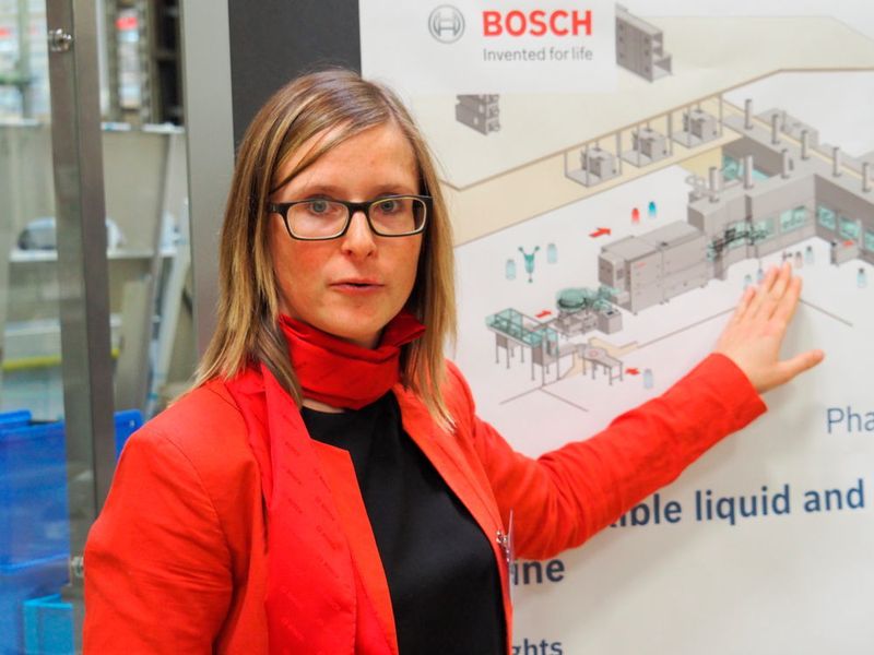 Manuela Freisinger, Projektmanagerin bei Bosch Packaging Technology in Crailsheim. (Mühlenkamp)
