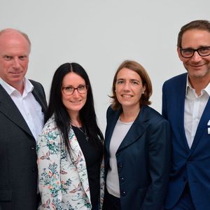 (Achter/»kfz-betrieb«)