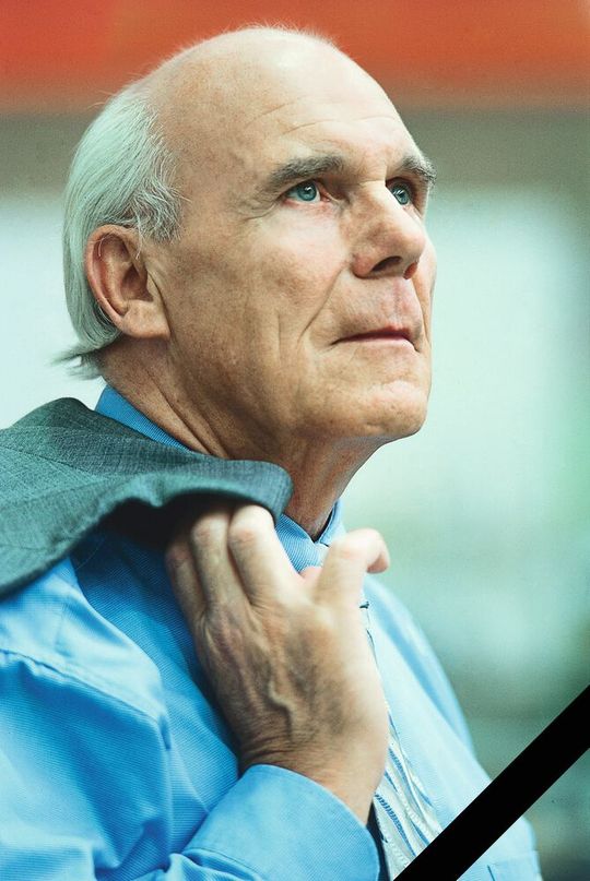 Die Emag-Gruppe trauert um ihren ehemaligen CEO Norbert Heßbrüggen.(Bild:  EMAG GmbH & Co. KG)