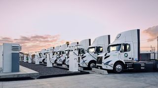 In the new charging park between Los Angeles and Long Beach, up to 96 electric trucks can charge simultaneously. (Image:Scott Lorenzen/Prologis)