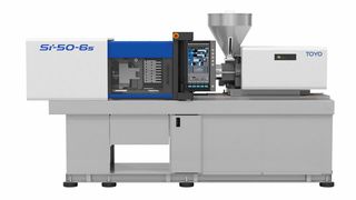 Eine vollelektrische Toyo-Spritzgießmaschinen. Hier der Typ Si-50-6s D75E. Sie seien im Vergleich zu hydraulischen Maschinen, aber auch zu anderen vollelektrischen Anlagen deutlich energieeffizienter. Denn sie brauchten im Schnitt nur rund 0,2 Kilowatt pro Kilogramm verarbeitetem Kunststoff bei technischen Teilen.  (Bild: Deckerform)