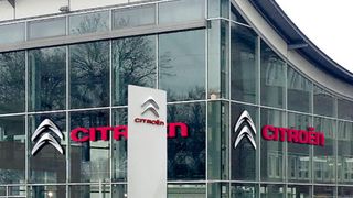 Auto Domicil ist in Stuttgart mit Peugeot und Citroën präsent. (Auto-Domicil)