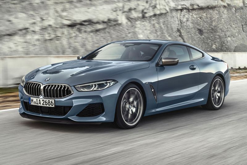 ...und das Luxuscoupé 8er vorgestellt. (BMW)