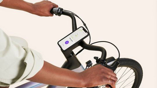 Das vernetzte Dance bietet über eine entsprechende Smartphone-App verschiedene Zusatzdienste an.(Bild:  Dance)