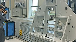 Bimatec Soraluce hat auf seiner Hausausstellung mit dem Visup 3D ein visuelles automatisertes Sytem zum Ausrichten von Rohteilen vorgestellt. (Sonnenberg)