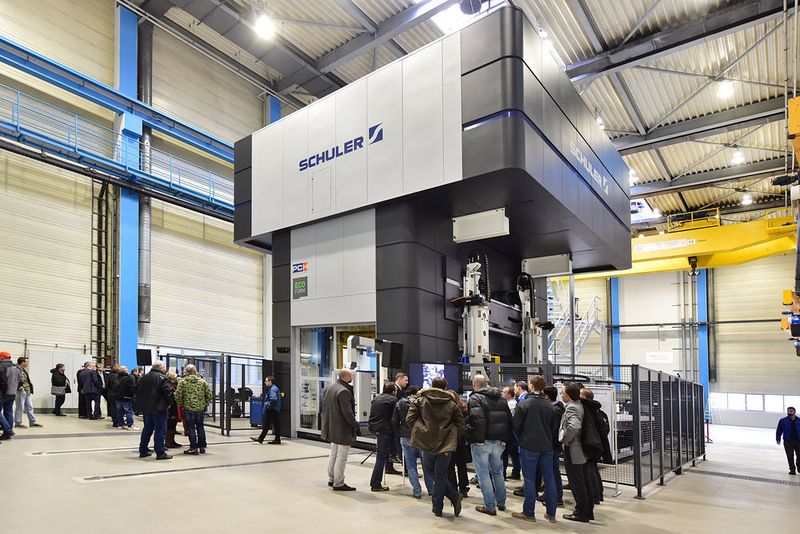 Im Hot Stamping Tech-Center zeigt Schuler Anwendungen für den automobilen Leichtbau der Zukunft. (Bild: Schuler)