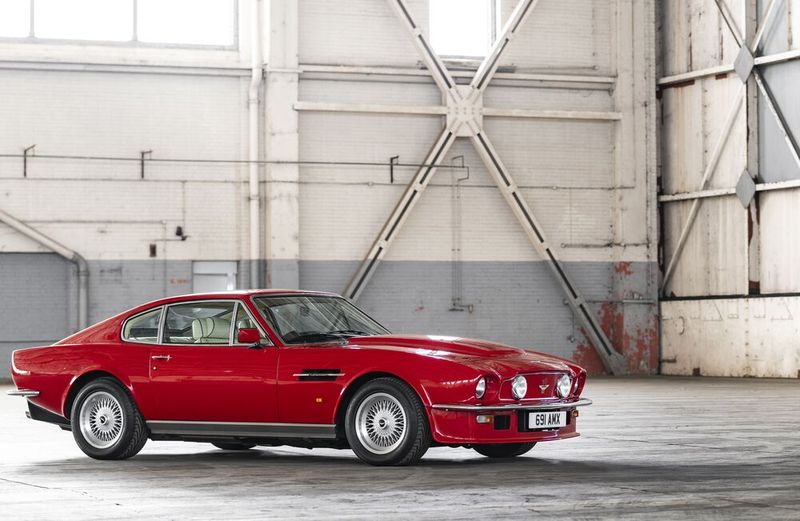 Platz 4 im James-Bond-Ranking: Der Aston Martin Vantage/Volante V8 (Bild: Max Earey/Aston Martin)