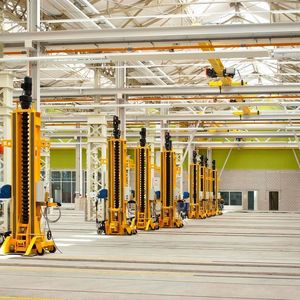 Die SBB hat in Zürich-Altstetten jetzt eines der modernsten Reparaturcenter seiner Art in Europa, das zudem unter Denkmal¬schutz steht. Konecranes hat dafür das Krankonzept massgeschneidert – inklusive sieben CXT Neo Kranen.