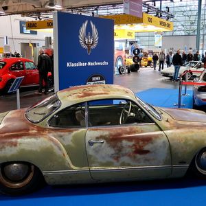 Ein Fahrzeug in diesem Zustand nennt man „Ratte“. Der Besitzer wird es wohl als „patiniert“ bezeichnen, obwohl die Schwelle zum Lackschaden eindeutig überschritten ist. Wer Nachwuchs gewinnen will, wird sich an vergleichbare Anblicke gewöhnen müssen.(Bild:  Diehl – VCG)