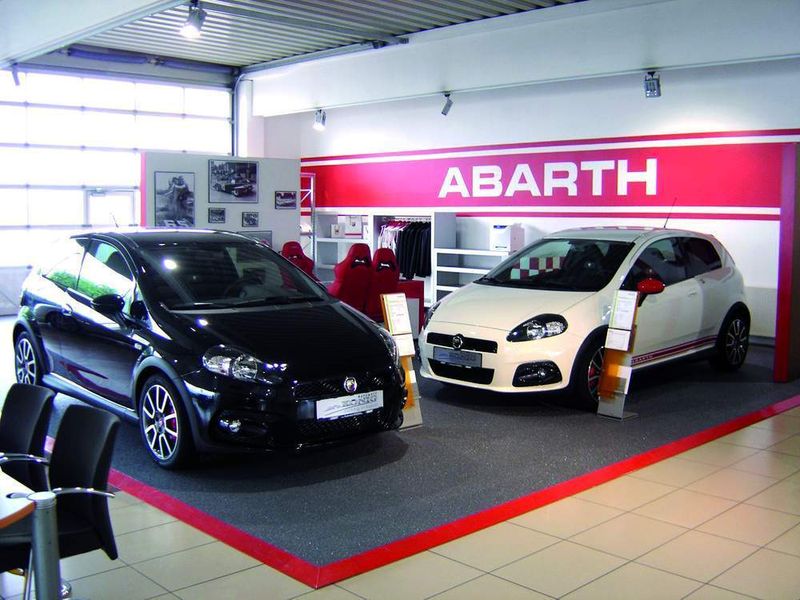 Thomas König ist einer von nur wenigen Abarth-Händlern in Deutschland. AWK führt die italienische Marke an drei Standorten. (Archiv: Vogel Business Media)