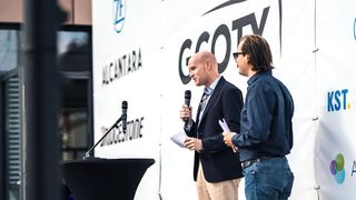 Jens Meiners (links), GCOTY Initiator, und Bernd Hitzemann, CEO AItastic, bei der Begrüßung der Teilnehmer. (Bild: Gcoty)