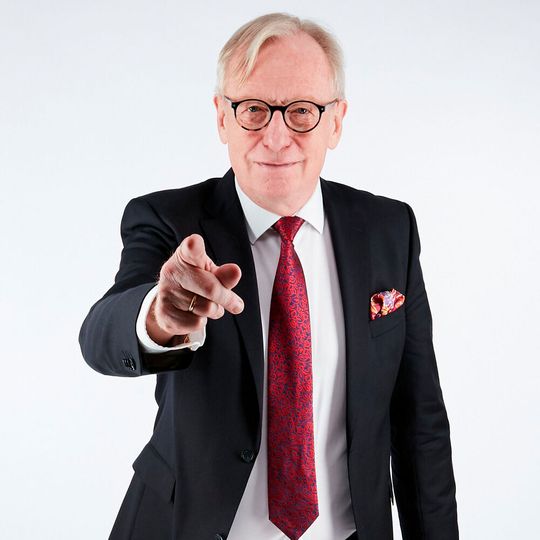 EMS-Marktforscher Dieter G. Weiss appelliert an die Verantwortung der Elektronikindustrie und ihrer Menschen. EMS-Marktforscher Dieter G. Weiss appelliert an die Verantwortung der Elektronikindustrie und ihrer Menschen.