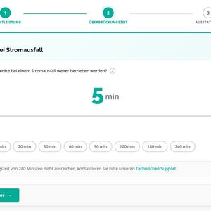 Der zweite Schritt ist dann die Angabe der erforderlichen Überbrückungszeit bei einem Stromausfall.(Bild:  Online USV-Systeme)