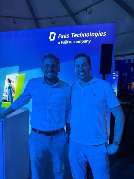 Kushtrim Krasniqi (Fsas) mit Malte Mundt (Bitmarck) (Bild: Vogel IT-Medien GmbH)