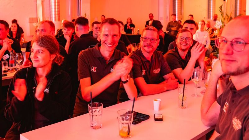 Damit blieben nur noch drei Betriebe im Rennen. Auch Michael Köhler von Auto Köhler wusste: Platz 3 ist bereits sicher. (Bild: Stefan Bausewein)