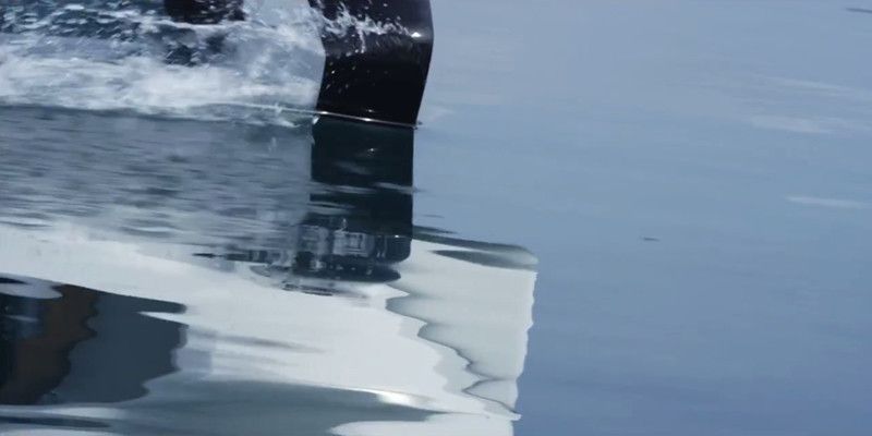 Zum Abheben – das elektrische Tragflächenboot Quadrofoil (Quadrofoil)