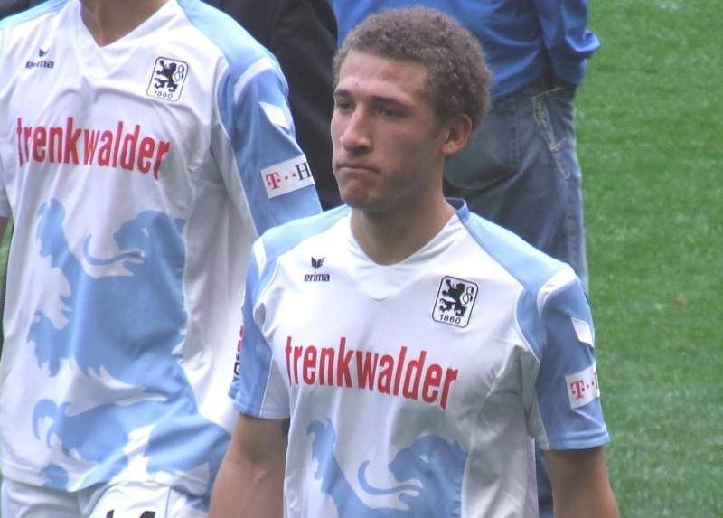 Allrounder Fabian Johnson kann heute mit der deutschen U21-Nationalelf Europameister werden. Für 1860 wird er künftig wohl nicht mehr spielen. Der Deutsche Meister VfL Wolfsburg und Pokalsieger Werder Bremen buhlen um den Ur-Münchner. (Archiv: Vogel Business Media)