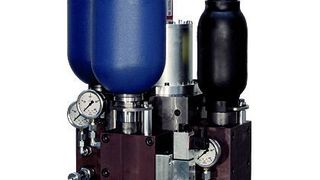 Dieser Hybridantrieb für Stanzmaschinen profitiert von den Vorteilen eines servoelektrischen Linearantriebs sowie der Leistungsdichte und Robustheit der Hydraulik. Bild: Hoerbiger (Archiv: Vogel Business Media)