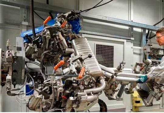 Angesichts der Herausforderungen, die es derzeit zu meistern gilt, glauben viele deutsche Automobilzulieferer an eine sogenannte Marktbereinigung in den nächsten 24 Monaten ...(Bild:  Deutzenhof)