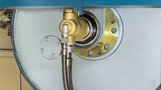 Dichtkopf mit Anschlussarmaturen  (Bild: Maier Heidenheim)