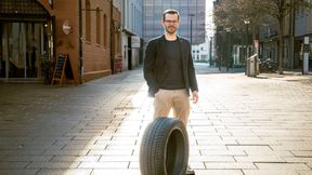 Seit Mitte Juni 2025 sorgt Benjamin Schembera dafür, dass bei der Pkw-Sparte alles wie geschmiert läuft. (Bild: Tyresystem)