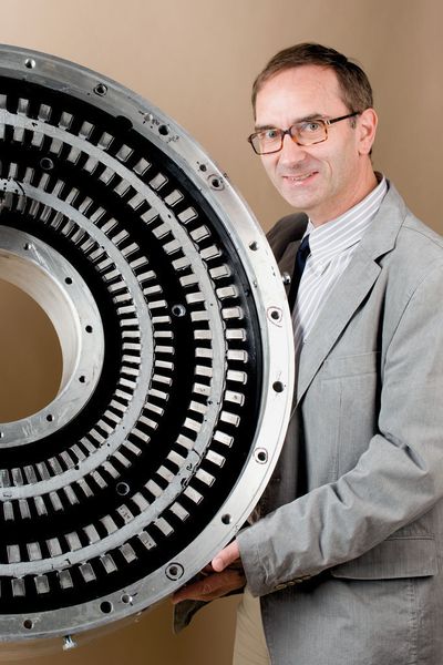 Nach Aussage von Dr. Norbert Götschmann, Entwicklungsleiter der Lloyd Dynamowerke in Bremen, seien mögliche Drehmomentüberhöhungen aufgrund von Windböen die Hauptmotivation, nach einer Lösung mit Direktantrieb ohne Getriebe zu streben. Bild: LDW (Archiv: Vogel Business Media)