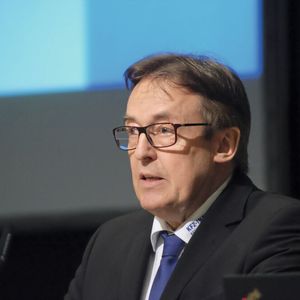 (Zietz/»kfz-betrieb«)