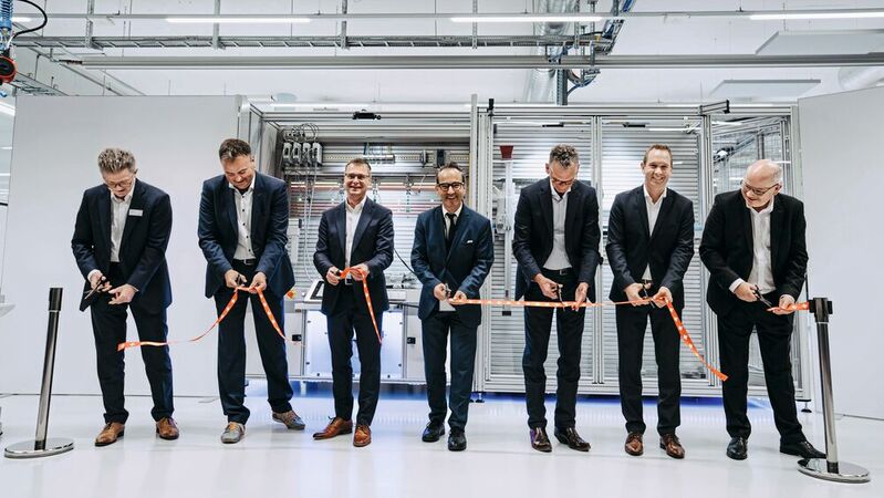 Nach Wien, Neuss, München und Chemnitz wurde am 24. Oktober 2023 das Festo Experience Center in Lupfig eröffnet. Mit den Standortinvestitionen stellt Festo die Weichen für weiteres Wachstum und die Zukunft der Fabrik- und Prozessautomatisierung.