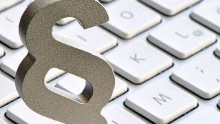 Bundesjustizministerin Katarina Barley plant, künftig alle Gesetzes-texte des Bundes online und kostenfrei zur Verfügung zu stellen – Gesetze werden gemeinfrei (nmann77 – stock.adobe.com)