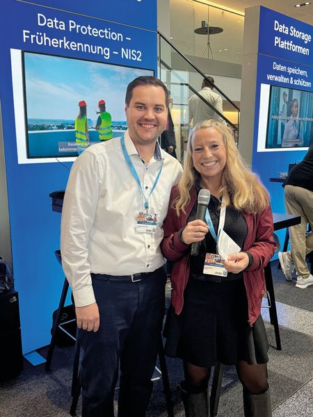 Guided Tour mit Christoph Kammerer und Claudia Wedl, Fujitsu (Bild: Vogel IT-Medien GmbH)