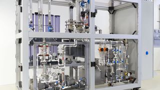 Demonstrator zur Herstellung von Ethen aus CO2. (Fraunhofer IGB)