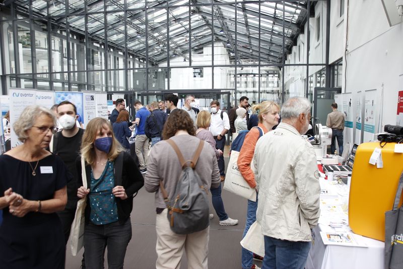 Weitere Impressionen der LAB-SUPPLY Berlin 2022.    Mehr Infos zu den kommenden LAB-SUPPLY-Messen finden Sie auf www.lab-supply.info.  (C. Lüttmann, LABORPRAXIS)