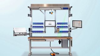 MiniTec ist seit vielen Jahren auf individuelle, ergonomisch optimierte Arbeitsplätze spezialisiert, die mit dem Werkerassistenzsystem MiniTec SmartAssist ergänzt werden können. (Bild: Minitec)