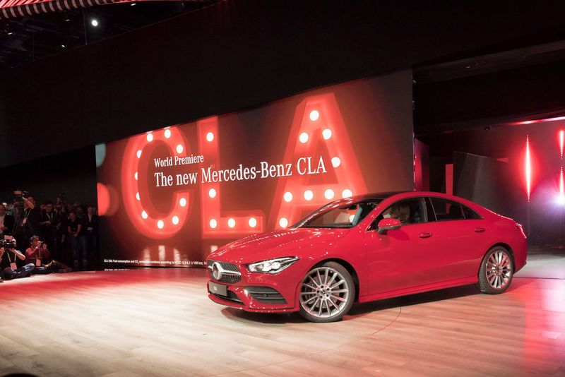 Eher konservativ geht Mercedes ins Messe-Rennen, nutzt die CES ganz klassisch für die Premiere des neuen CLA. (SP-X/Peter Maahn)